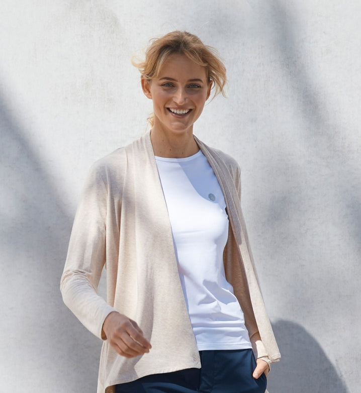 Women wearing Solbari UPF 50+ clothing